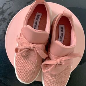 STEVE MADDEN Pink Sneakers | Size 6.5
